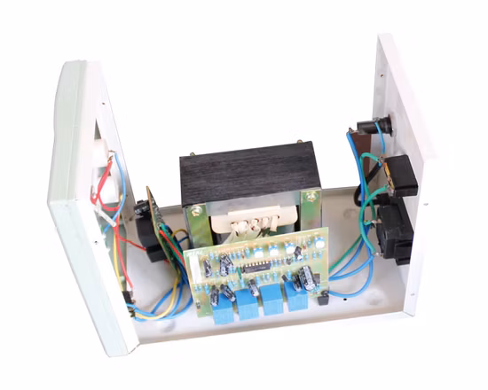 220V AC Automatic Voltage Regulator / Stabilizer SVR-1000va